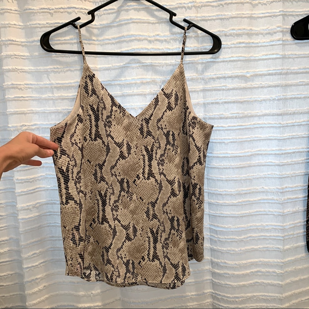 Snake skin tank